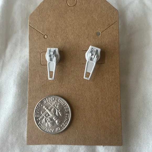 White Zipper Earring‎ Studs with Plastkc Backings - Picture 3 of 4
